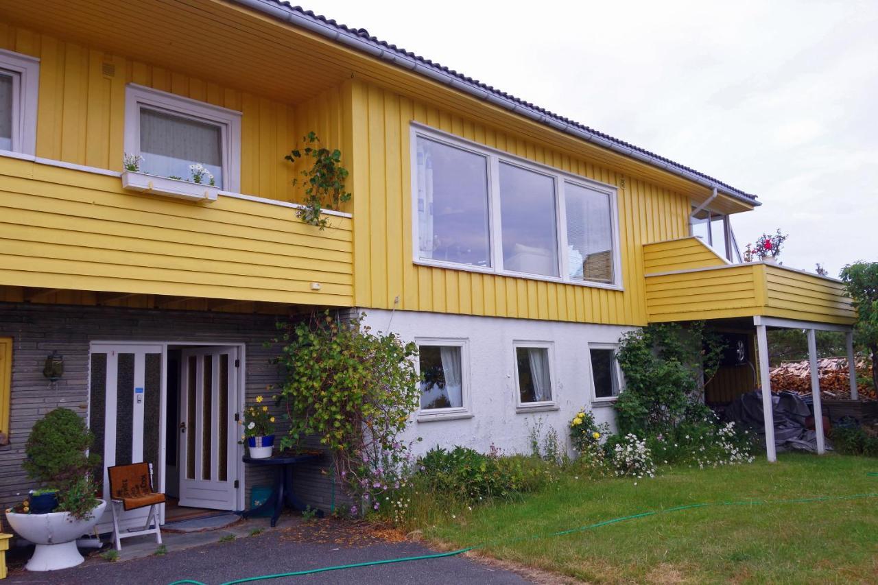 Risor Bed & Breakfast, Randvik Strand ภายนอก รูปภาพ