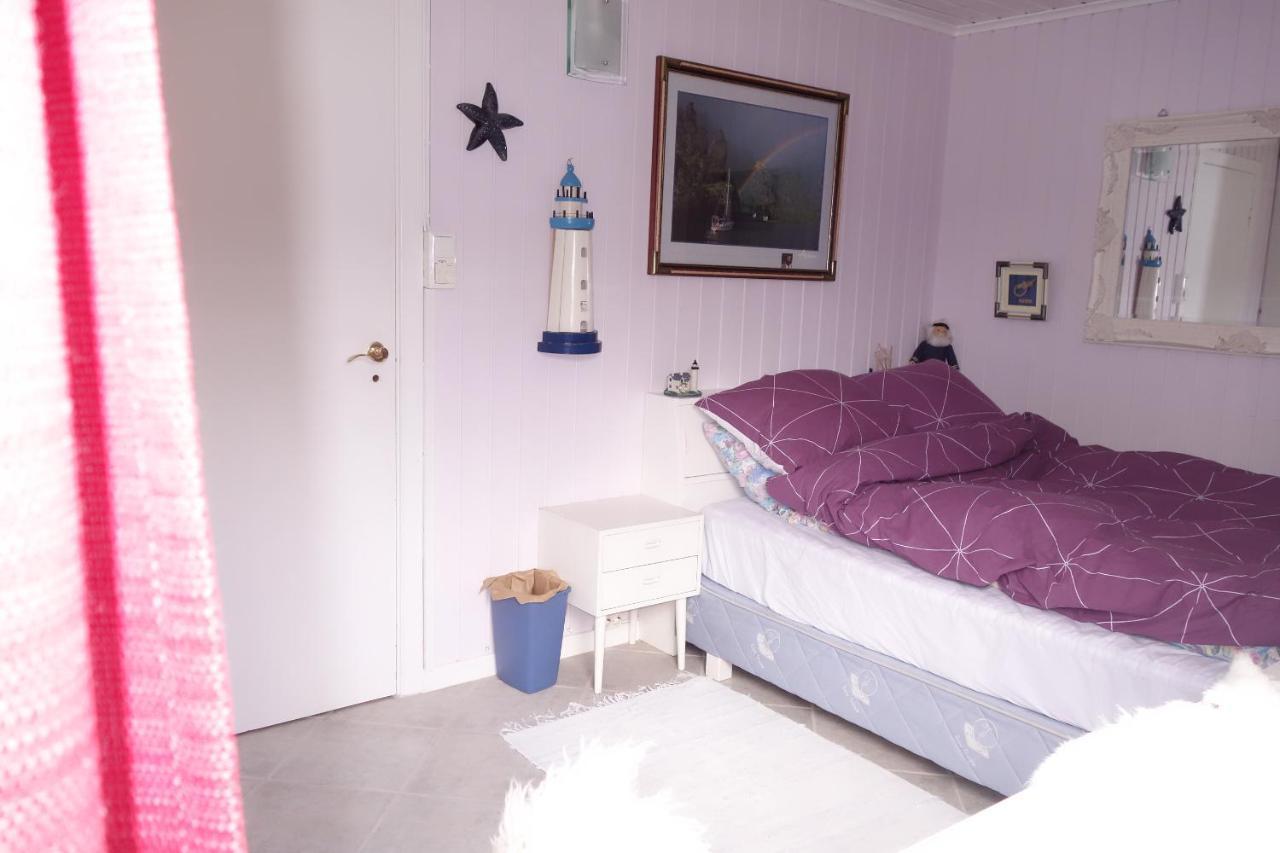 Risor Bed & Breakfast, Randvik Strand ภายนอก รูปภาพ