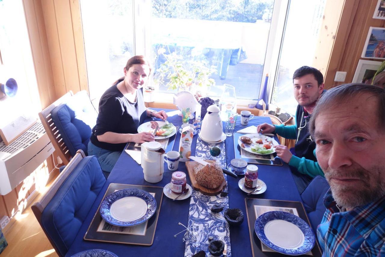 Risor Bed & Breakfast, Randvik Strand ภายนอก รูปภาพ