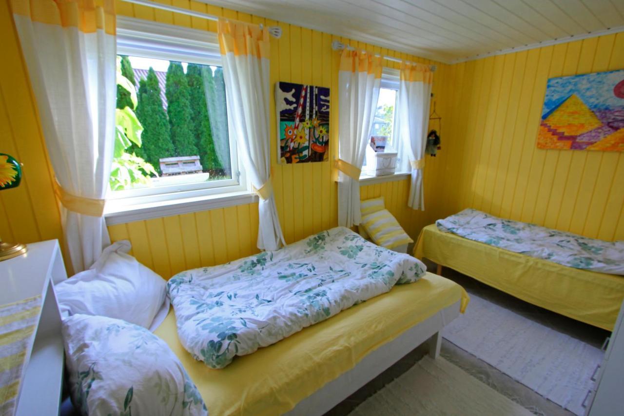 Risor Bed & Breakfast, Randvik Strand ภายนอก รูปภาพ
